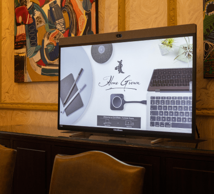 AT&C Audio Visual Corporate Wireless Presentation Room London 440x400px Image