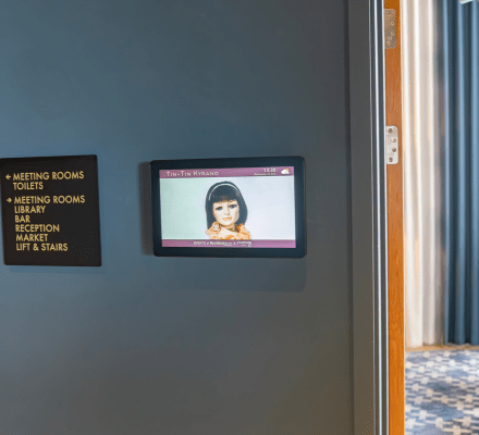 AT&C Audio Visual Digital Wayfinding London 440x400px Image